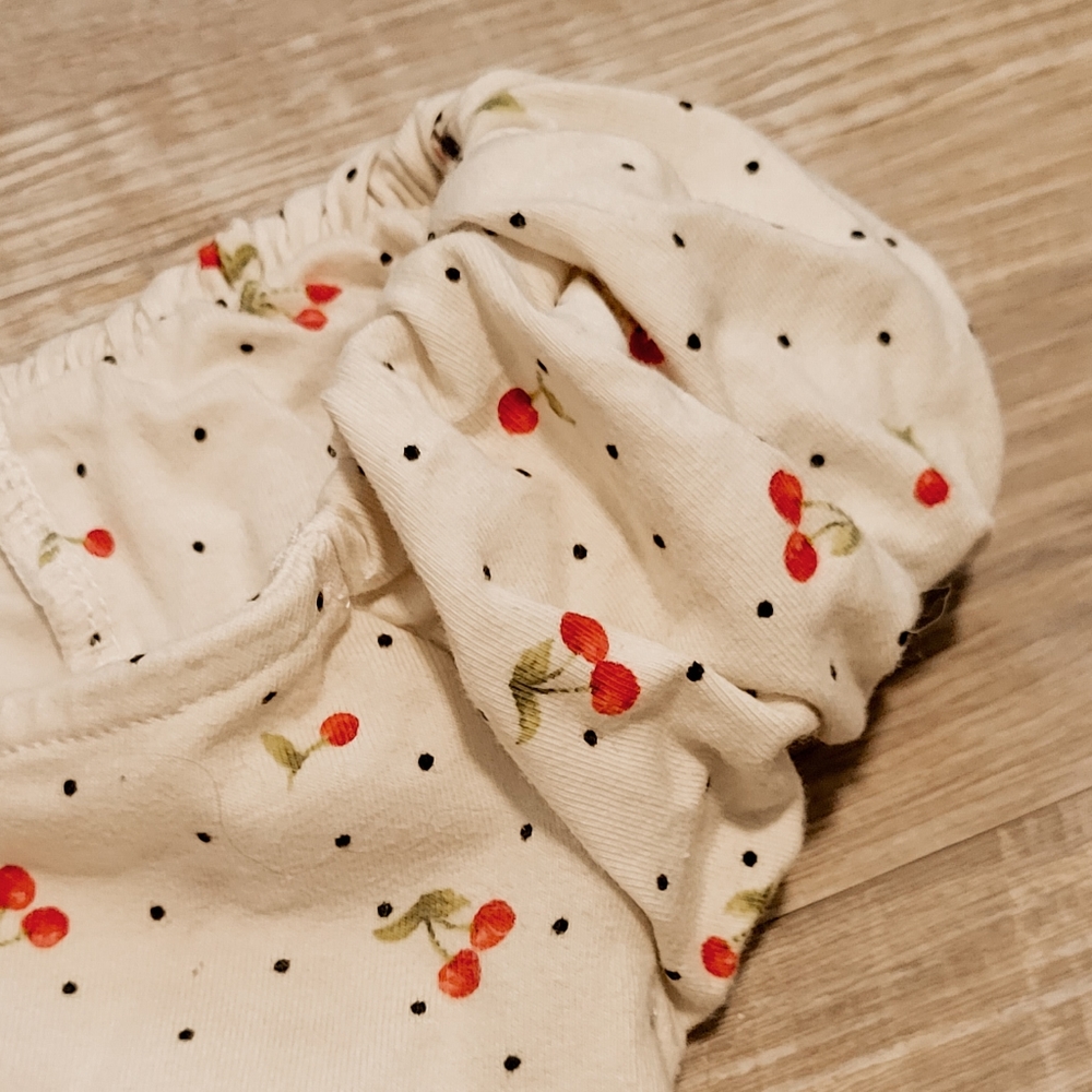 Forever 21 cropped cherry tee